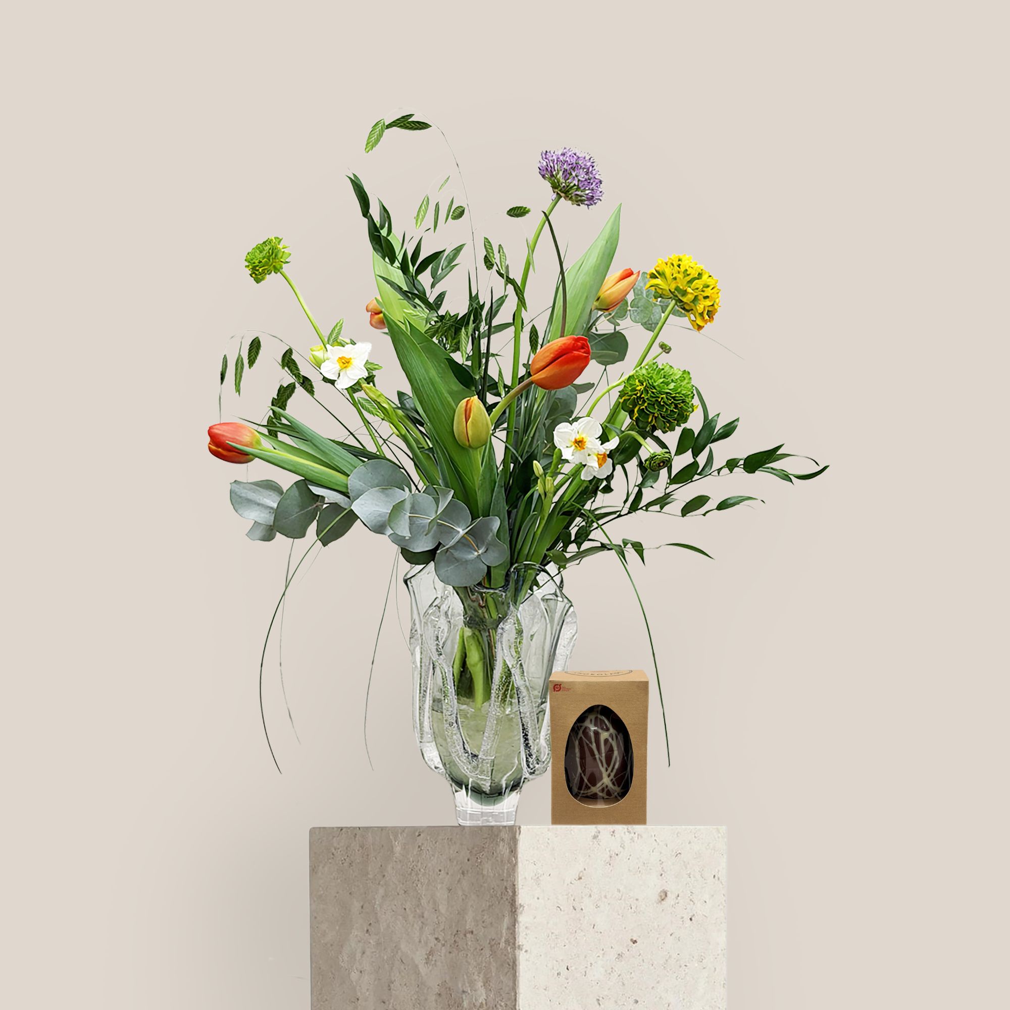 PÅSKEBUKETTEN MED PÅSKEÆG